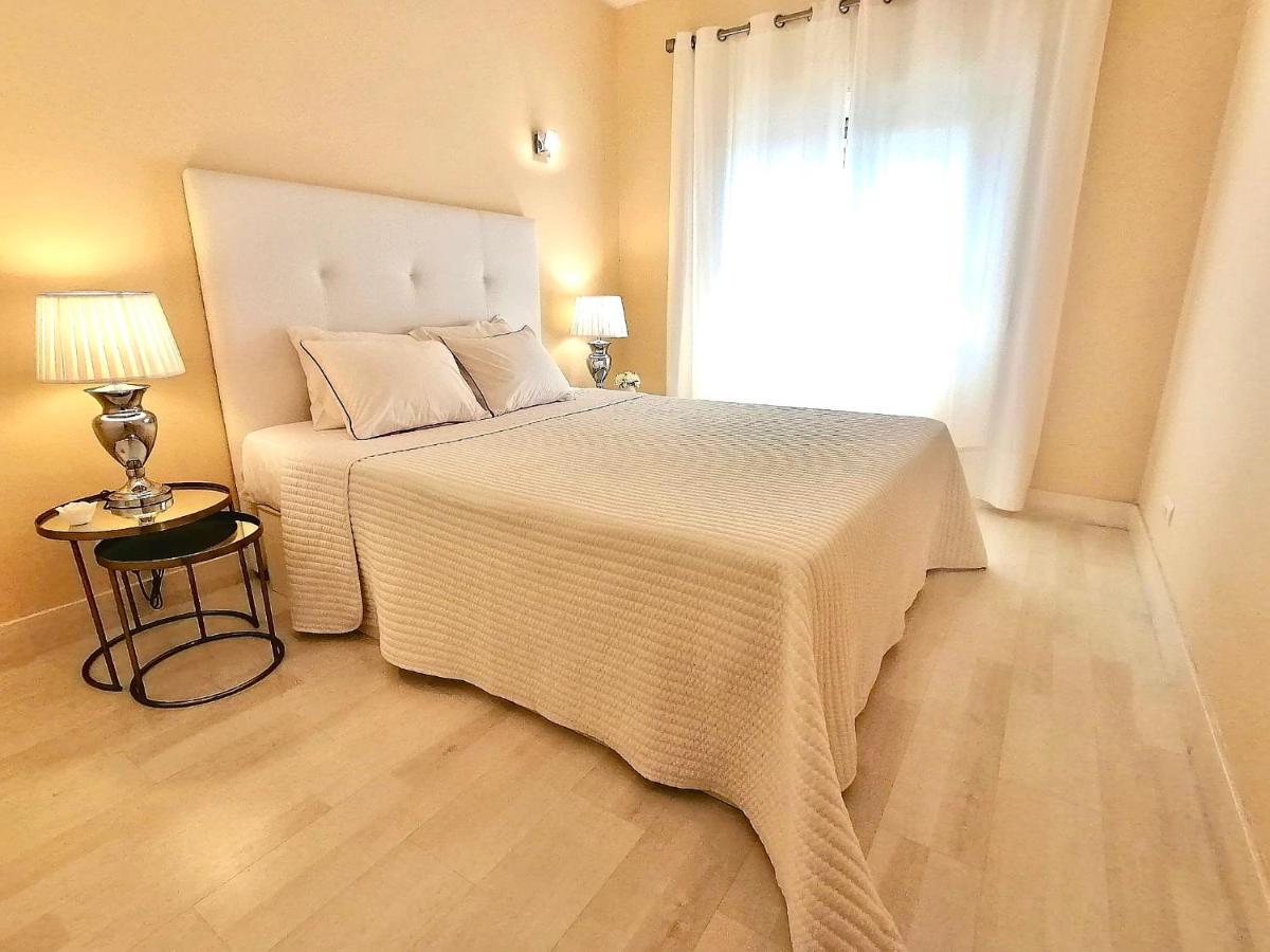 Beachfront Seaview Litoralmar Apt, Fast Wifi, Airco, Pool, Private Parking Portimão Zewnętrze zdjęcie