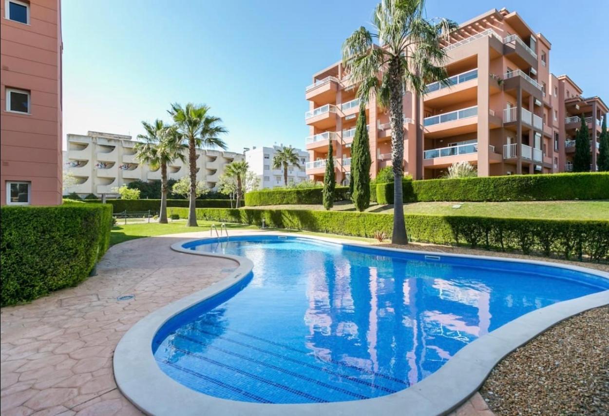 Beachfront Seaview Litoralmar Apt, Fast Wifi, Airco, Pool, Private Parking Portimão Zewnętrze zdjęcie