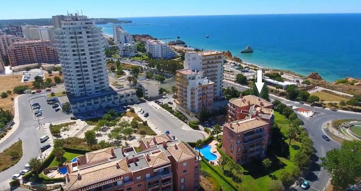 Beachfront Seaview Litoralmar Apt, Fast Wifi, Airco, Pool, Private Parking Portimão Zewnętrze zdjęcie