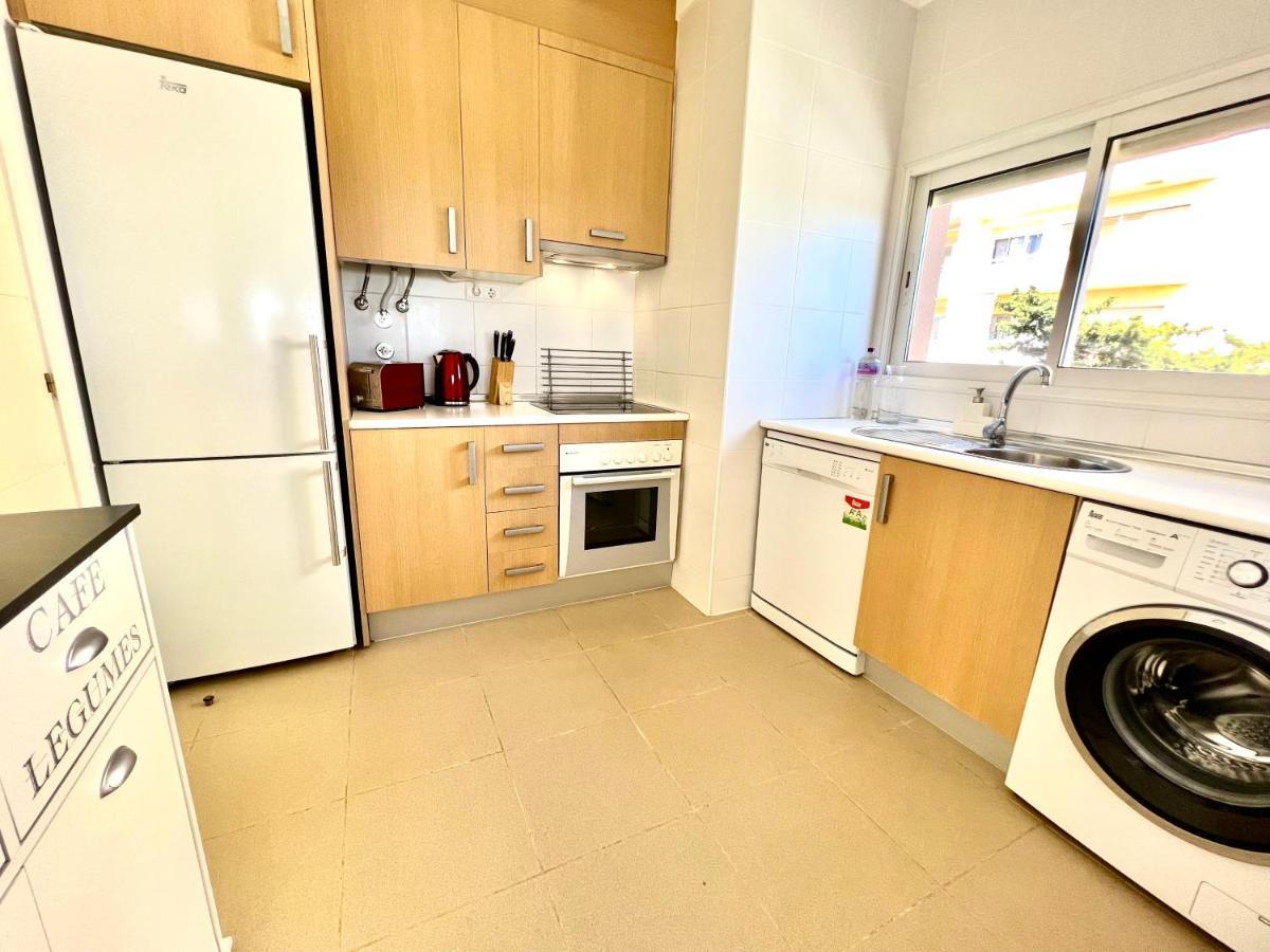 Beachfront Seaview Litoralmar Apt, Fast Wifi, Airco, Pool, Private Parking Portimão Zewnętrze zdjęcie